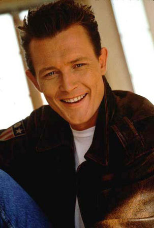 Robert Patrick Photo (  )    /  - 5