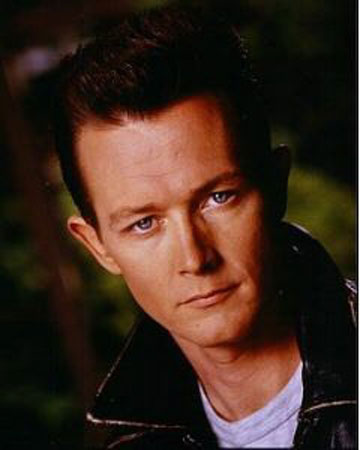 Robert Patrick Photo (  )    /  - 9