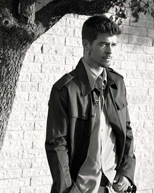 Robin Thicke Photo (  )   /  - 4