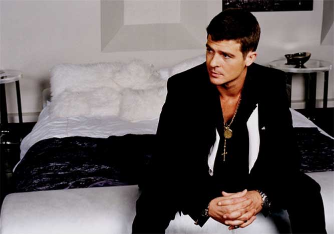 Robin Thicke Photo (  )   /  - 5