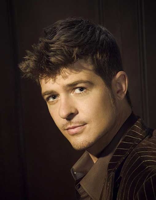 Robin Thicke Photo (  )   /  - 12