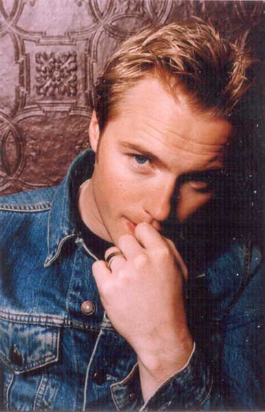 Ronan Keating Photo (  )   /  - 3