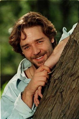 Russell Crowe Photo (  )    /  - 12