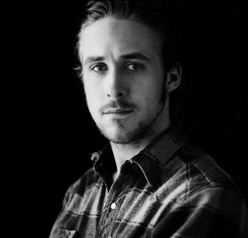 Ryan Gosling Photo (  )    /  - 15