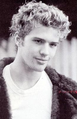 Ryan Phillippe Photo (  )    /  - 12