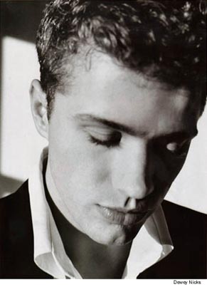 Ryan Phillippe Photo (  )    /  - 14