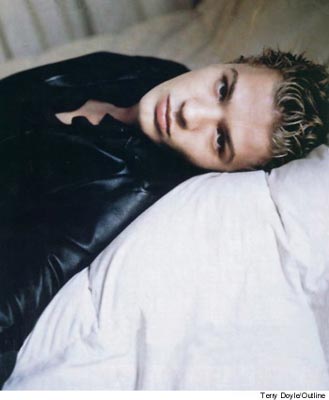 Ryan Phillippe Photo (  )    /  - 16