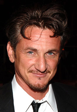 Sean Penn Photo (  )   /  - 7