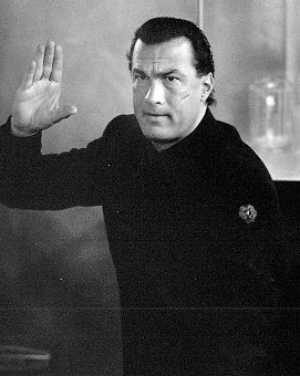 Steven Seagal Photo (   )   /  - 16