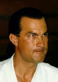 Steven Seagal Photo (   )   /  - 21