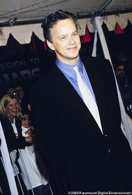 Tim Robbins Photo (  )   /  - 9