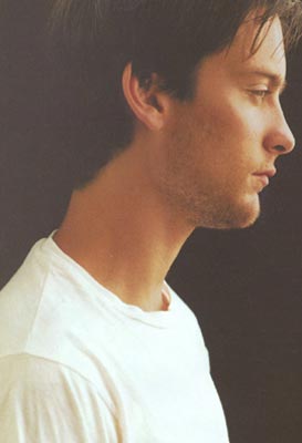 Tobey Maguire Photo (  )   , - /  - 22