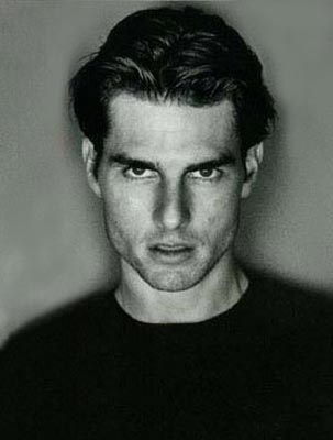   (Tom Cruise)  -  /  - 32