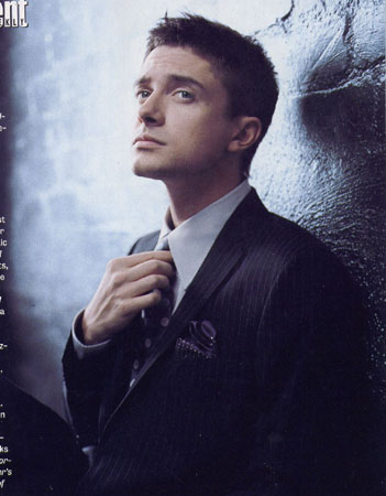 Topher Grace Photo (  )    /  - 8