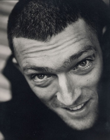 Vincent Cassel Photo (  )   /  - 14