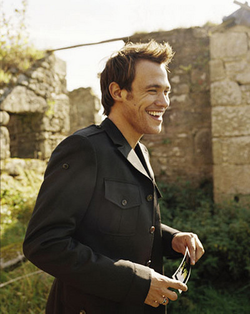 Will Young Photo (  )   /  - 7