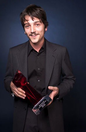 Diego Luna ( ) /  - 12