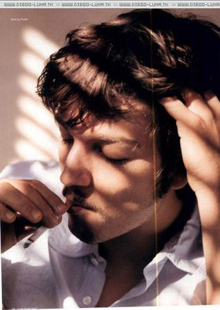 Diego Luna ( ) /  - 16