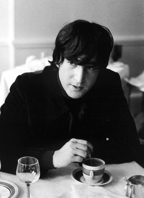 John Lennon ( ) /  - 10