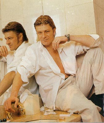 Sean Bean ( ) /  - 8