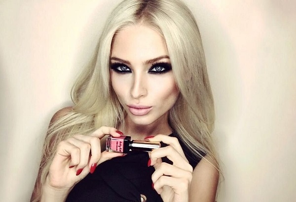    (Alena Shishkova Photo) , -  2012 /  - 165