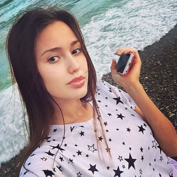   (Anastasiya Kostenko)  - ,    ,   /  - 419