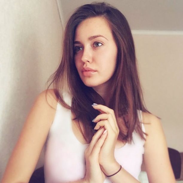   (Anastasiya Kostenko)  - ,    ,   /  - 425