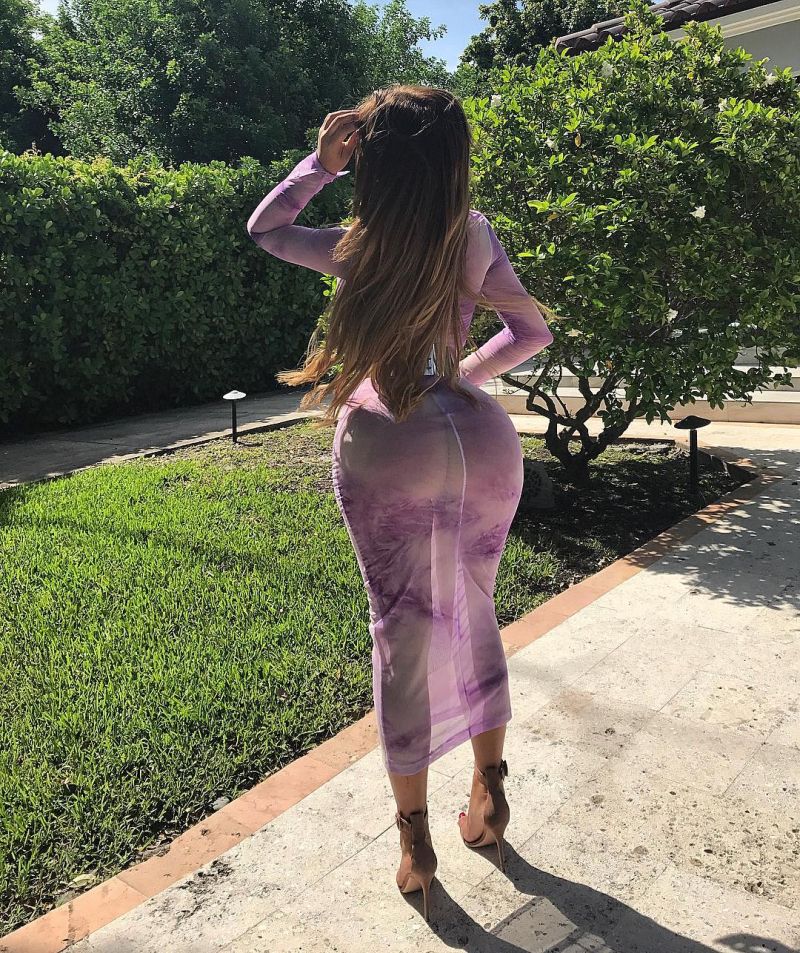   (Anastasiya Kvitko)  -  plus size /  - 22