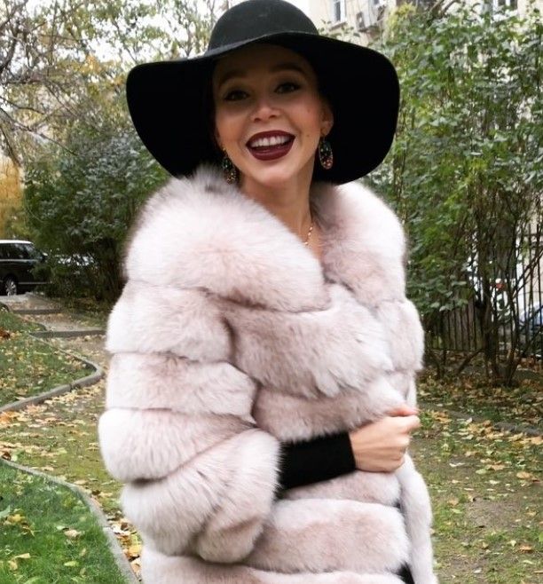   (Anastasiya Lisova)  -   -2 /  - 178