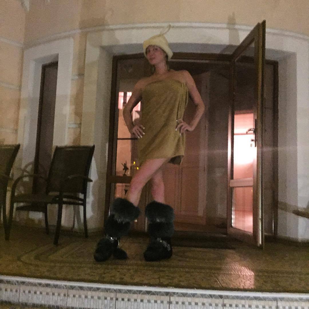    (Anastasiya Volochkova Photo)   /  - 160