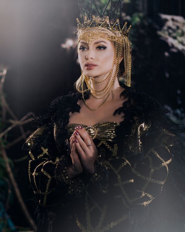   -   (Evgeniya Feofilaktova) -   2 /  - 121