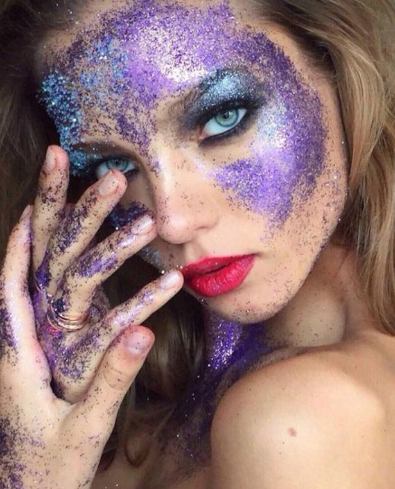   ( , Lesya Kafelnikova)  - ,    /  - 34