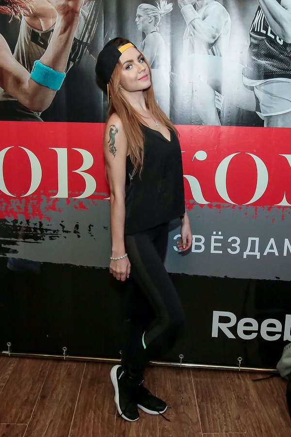 S    (Maksim MaXim Photo)   /  - 127