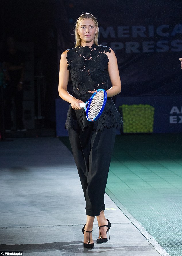    (Maria Sharapova Photo)   /  - 24