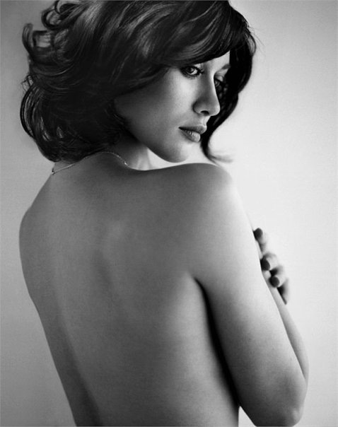    (Olga Kurylenko Photo)    ,   /  - 37