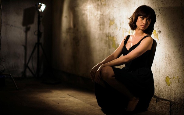    (Olga Kurylenko Photo)    ,   /  - 39