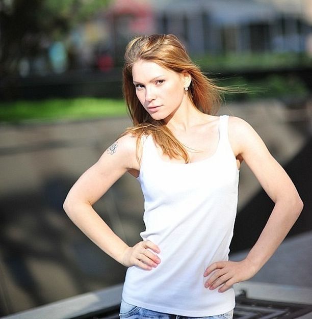 Siatria ( , )  -  /  - 140