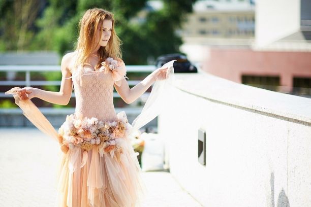 Siatria ( , )  -  /  - 145