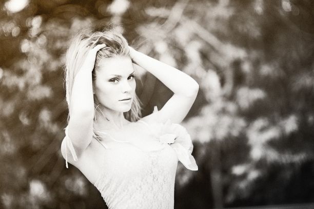 Siatria ( , )  -  /  - 152