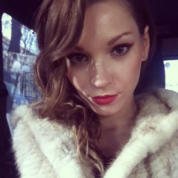 Siatria ( , )  -  /  - 176