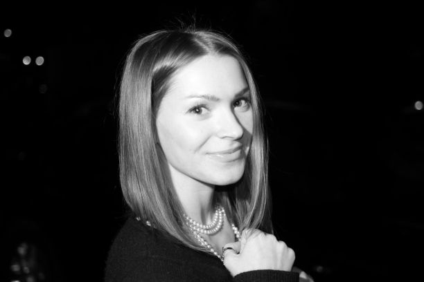 Siatria ( , )  -  /  - 185