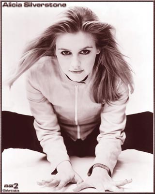 Alicia Silverstone Photo (  )   /  - 32