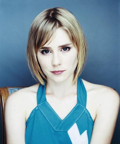 Alison Lohman Photo (  )   /  - 12