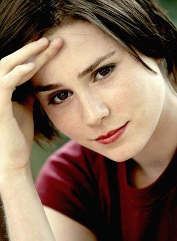 Alison Lohman Photo (  )   /  - 16