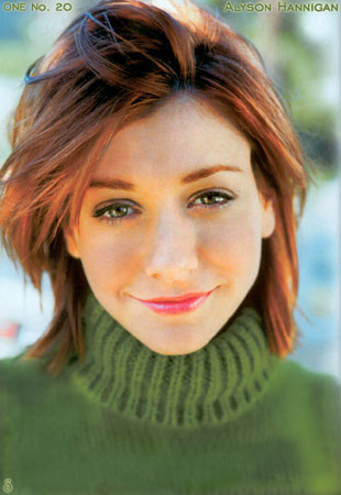 Alyson Hannigan Photo (  )  ,       /  - 10