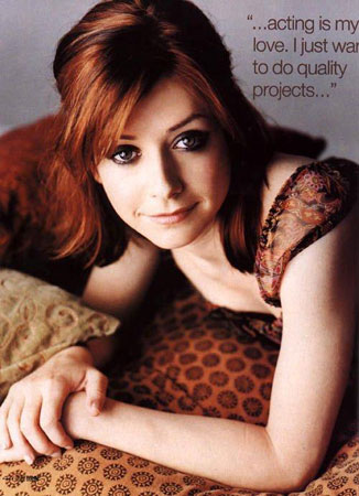 Alyson Hannigan Photo (  )  ,       /  - 14