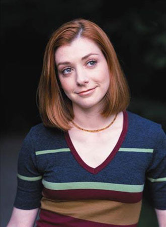 Alyson Hannigan Photo (  )  ,       /  - 22