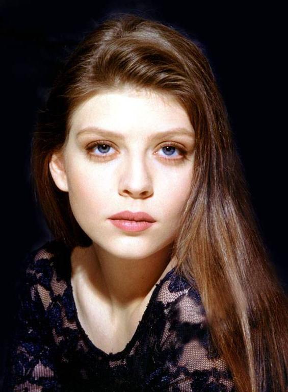 Amber Benson Photo (  )   /  - 2