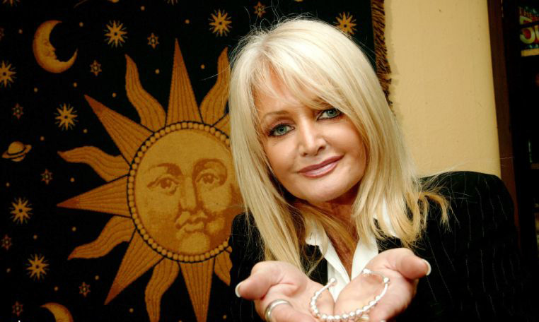 Bonnie Tyler Photo (  )   /  - 30