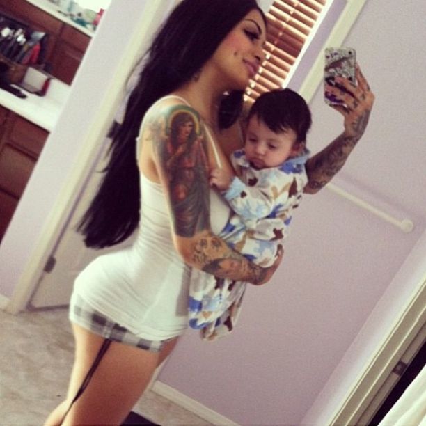   (Brittanya Razavi)  -     /  - 30